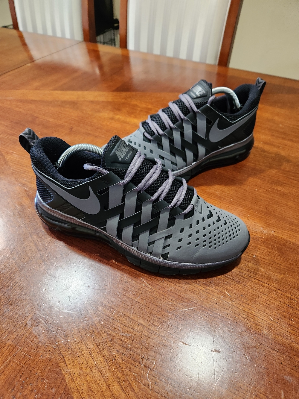 Nike Air Max Fingertrap Size 9.5 Men Used